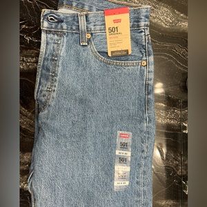 Brand new Levi’s men’s